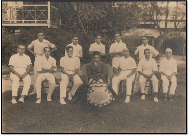 File:Al buquire cricket - zanzibar 1.png
