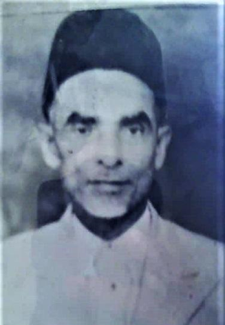 File:Gulam Hussein Kalyan of Lindi.png